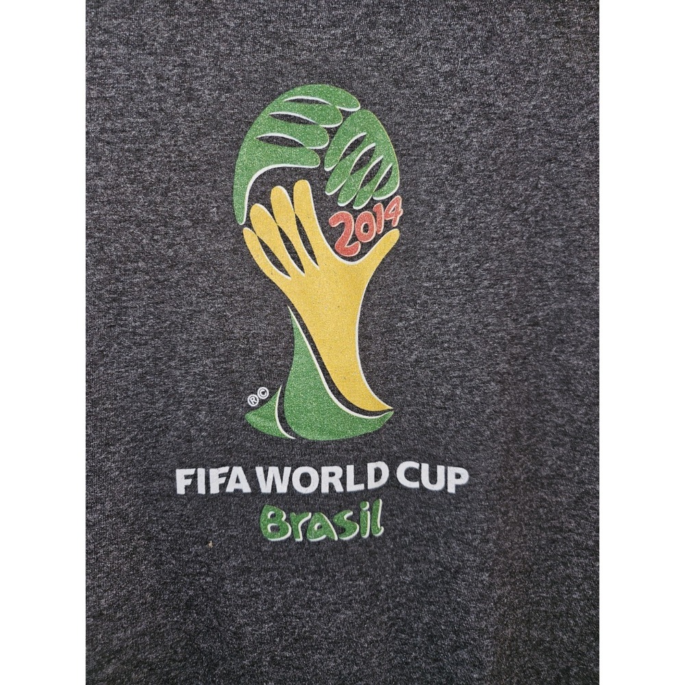 Vintage Fifa World Cup Brasil 2014‎ Tshirt Sz M